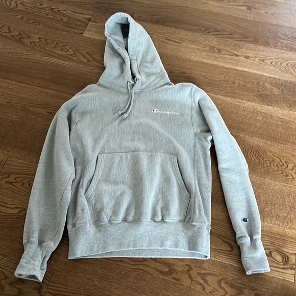 Grey champion hoodie size small (fits oversized) - Picture 2 of 3